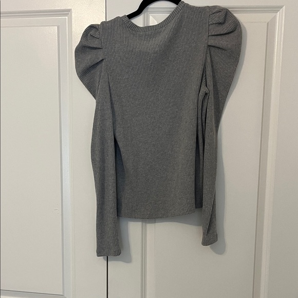 Gray Ribbed Girl Top - Picture 2 of 2